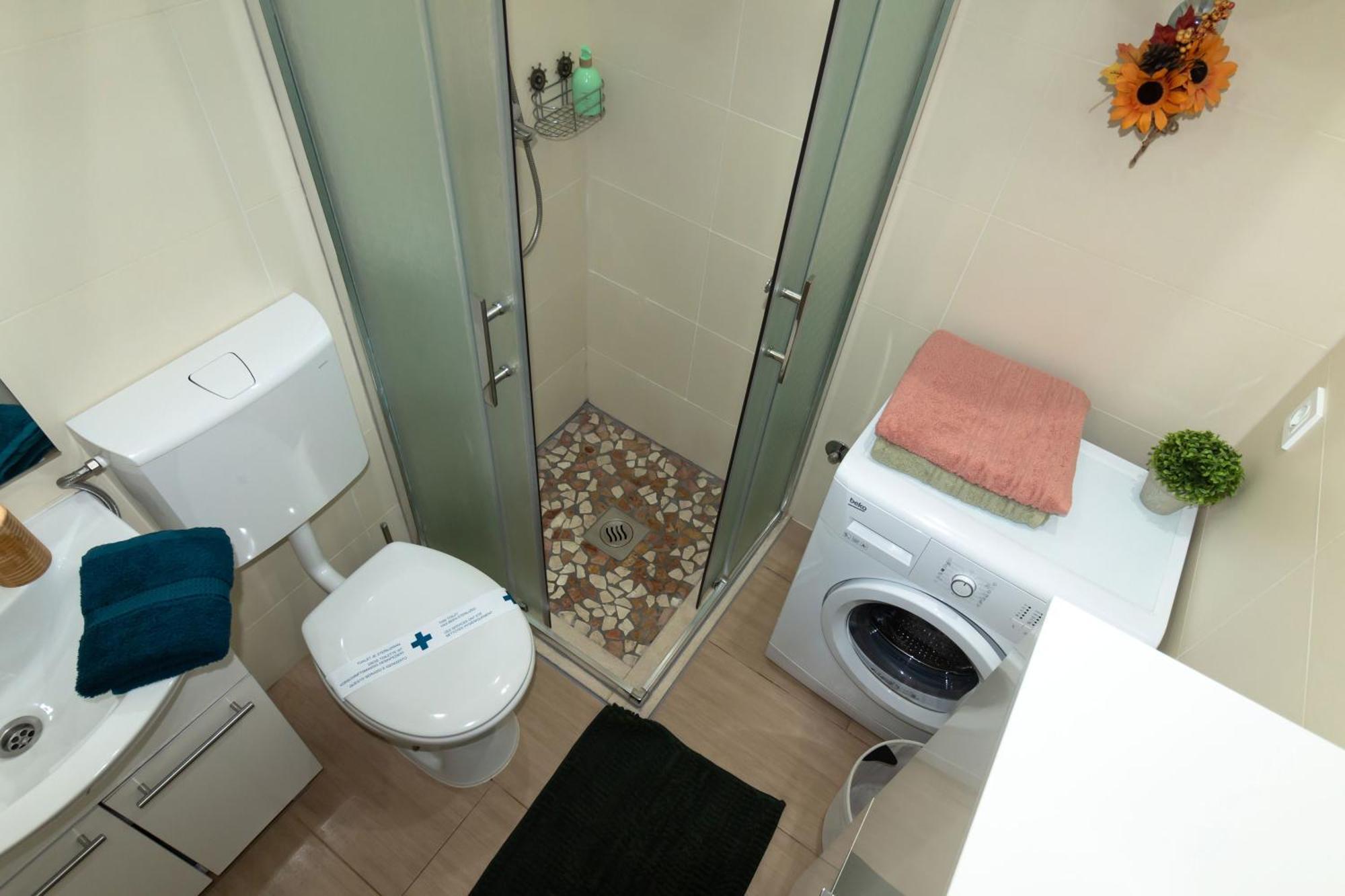 Moon Apartment Split Bagian luar foto